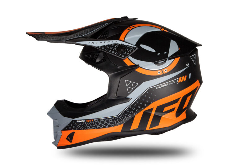 Helmetë Motocross Intrepid