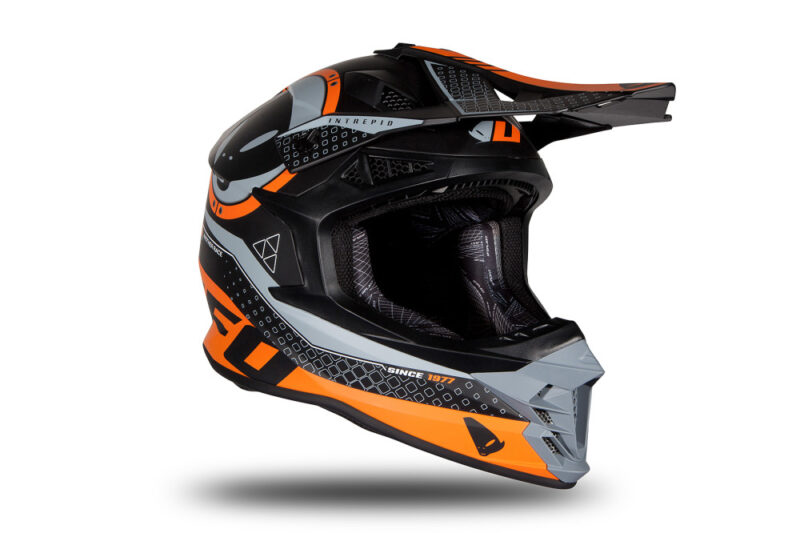Helmetë Motocross Intrepid