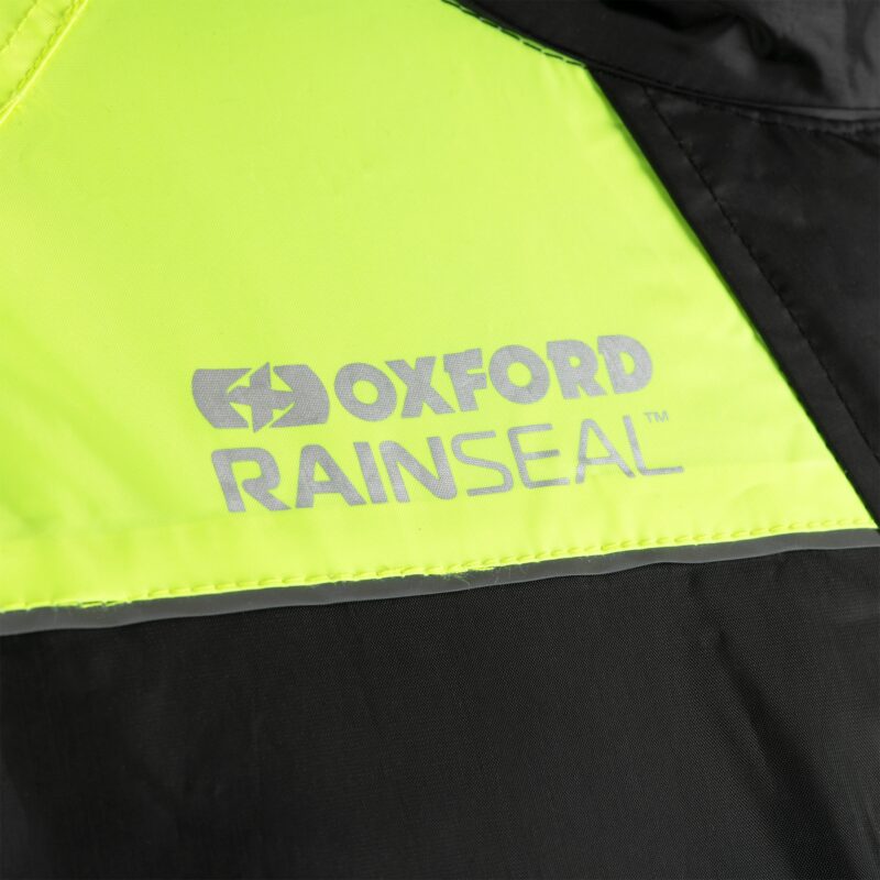 Kostum Oxford mbrojtje nga shiu