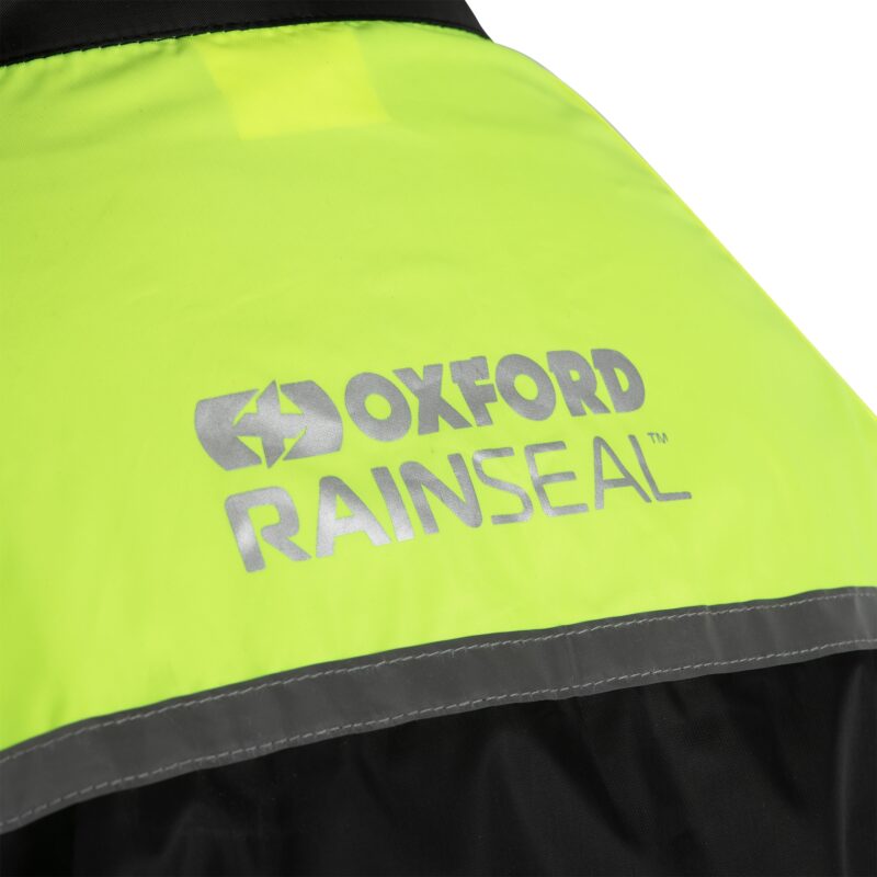 Kostum Oxford mbrojtje nga shiu